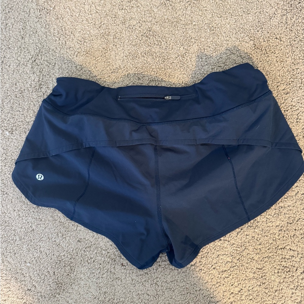 Lululemon size 8 shorts
